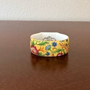 Chintz Caroline Two’s Company Set of 6 Porcelain Napkin Rings